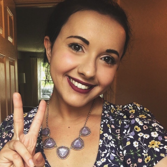 Meet your Posher, Alexandra marie - Picture 1 of 1